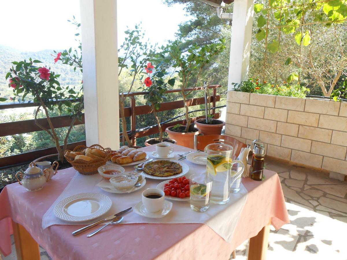 مبيت وإفطار Lastovo Bed & Breakfast Susovic المظهر الخارجي الصورة