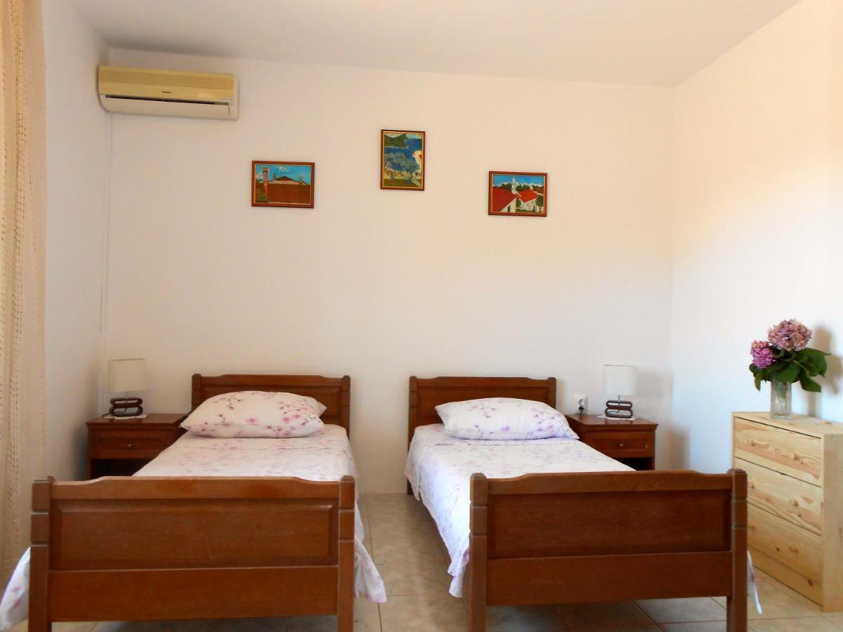 مبيت وإفطار Lastovo Bed & Breakfast Susovic المظهر الخارجي الصورة